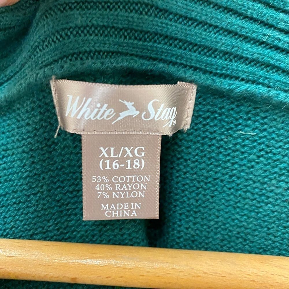 White Staga Academia Professor Black And Evergreen V Neck Knit Sweater 2 Pack — image 8 of 8